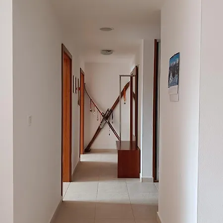 Poniklec V Apartment *